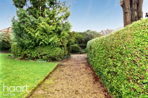 2 bedroom apartment for sale, Bedford Gardens, Luton