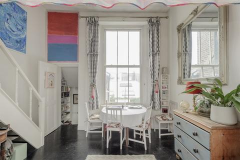 Flat 2, 19 Colville Terrace, London, W11 2BU