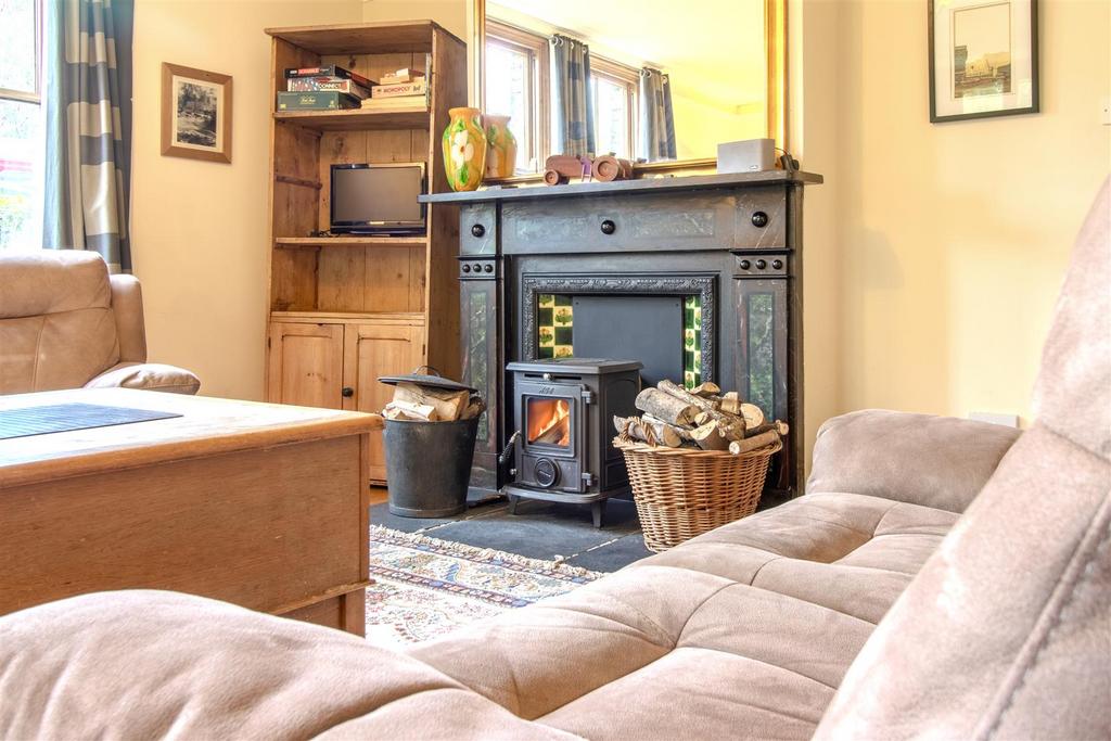 32 Undercliffe (5 of 27)[1].jpg