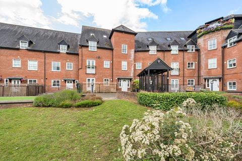 2 bedroom apartment for sale, Haslers Place, Great Dunmow CM6
