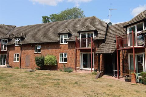 2 bedroom apartment for sale, Rougham Road, Bury St. Edmunds IP33