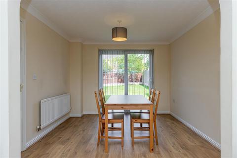 9 Lakeside Close, Stoke-on-trent, ST1 5GB