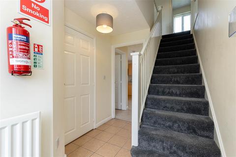 9 Lakeside Close, Stoke-on-trent, ST1 5GB