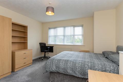 9 Lakeside Close, Stoke-on-trent, ST1 5GB