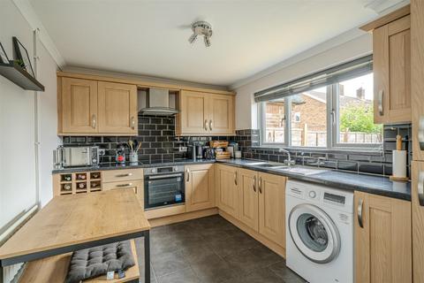 5 Cherry Orchard, Hemel Hempstead, HP1 3NQ