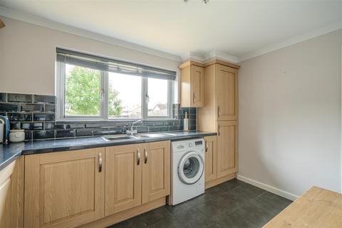 5 Cherry Orchard, Hemel Hempstead, HP1 3NQ