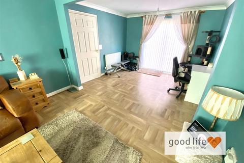 5 Highclere Drive, Sunderland, SR2 0DB