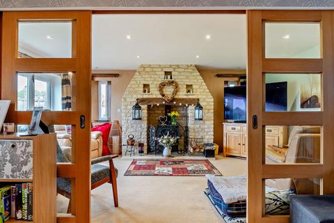 undefined, Cirencester