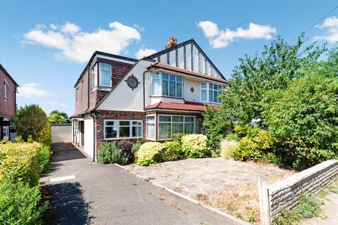 4 bedroom semi-detached house for sale, Park Avenue West, Stoneleigh