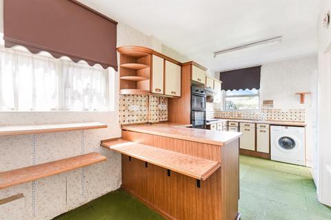 4 bedroom semi-detached house for sale, Park Avenue West, Stoneleigh