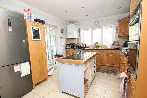 1 Daleside, Orpington, BR6 6EG