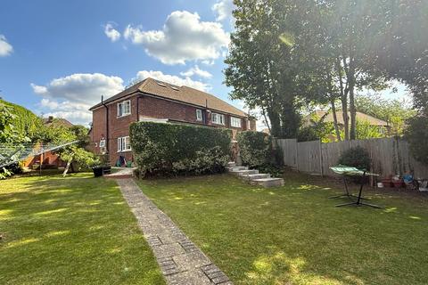 1 Daleside, Orpington, BR6 6EG
