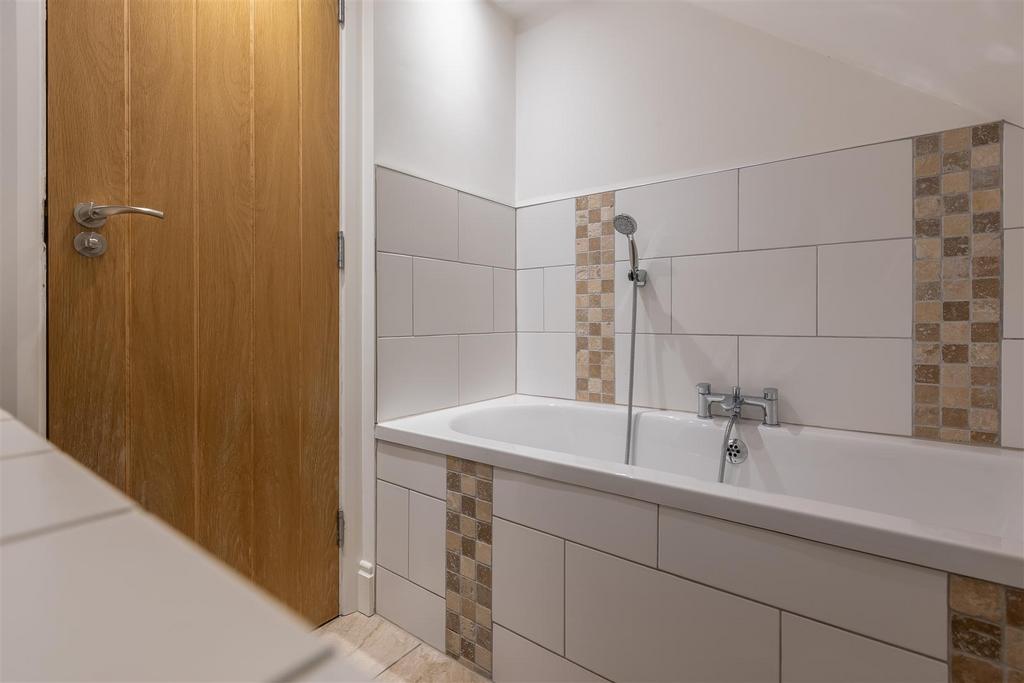 Brook Lane 31 Bathroom-3.jpg