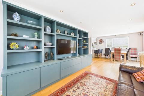 15 Weyhouse Close, Stroud, GL5 2JJ