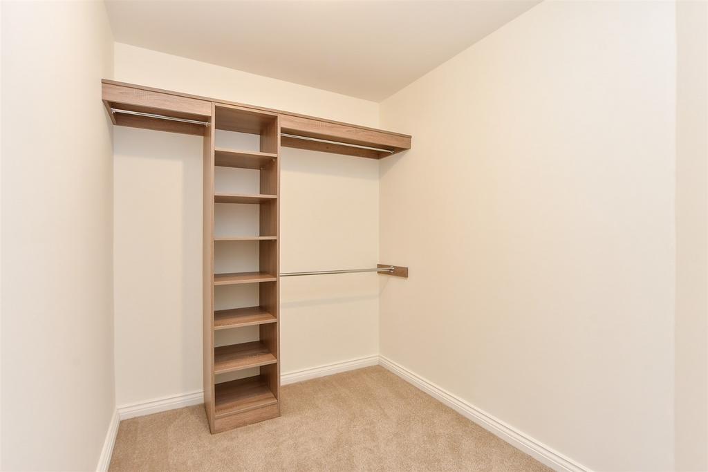 Walk-In Wardrobe