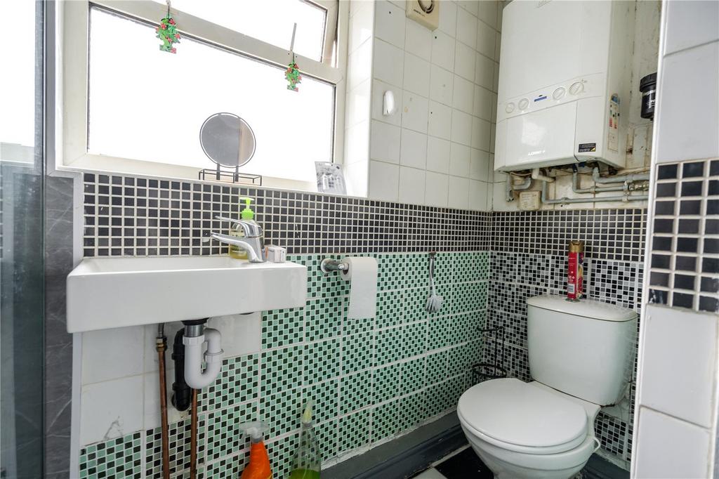 Shower Room (2)