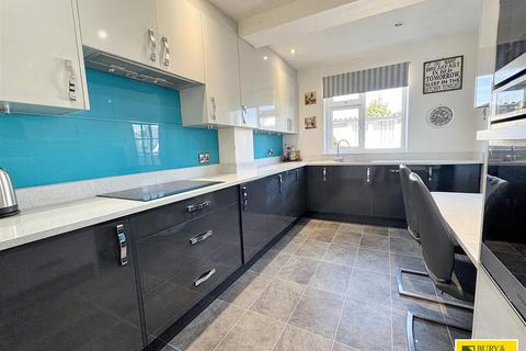 3 bedroom semi-detached house for sale, Ashbourne Road, Buxton