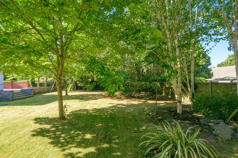 6 bedroom detached house for sale, Dalby Avenue, Leicester LE7