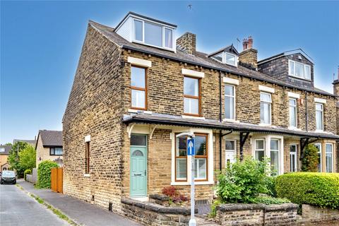 4 bedroom terraced house for sale, Carrbottom Road, Greengates