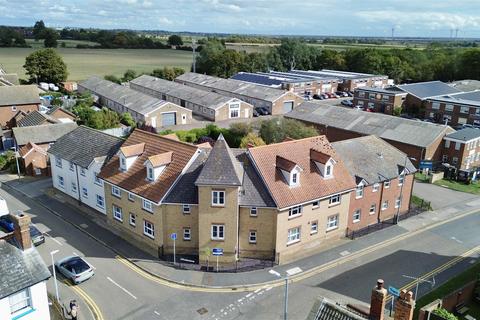 66 Cherry Orchard, Southminster, CM0 7HE