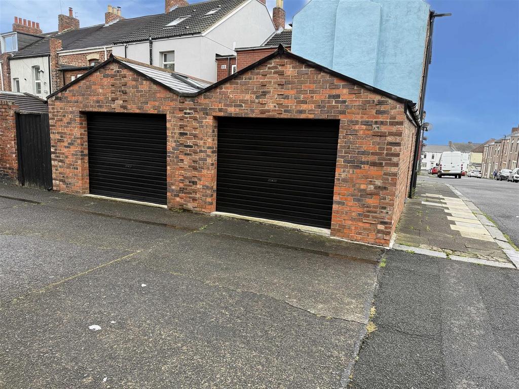 Front 1 door.jpg
