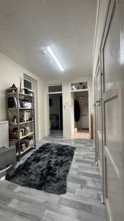 2 bedroom flat for sale, Newland Court, Forty Lane, Wembley Park, HA9