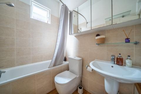 Flat 2, 6 Heathfield Road, London, W3 8EL