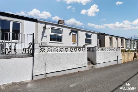 2 bedroom cottage for sale, Wiston Street, Pembroke