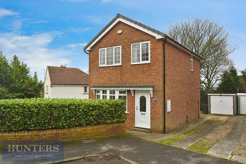 3 bedroom detached house to rent, Aire View, Yeadon