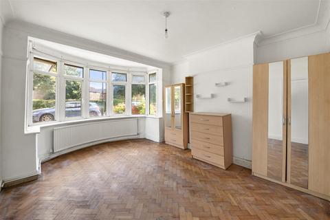 5 bedroom semi-detached house for sale, Great West Road, Hounslow TW5