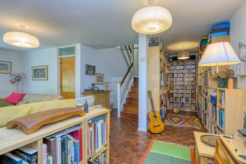 12 Longhurst Close, Caversham, Reading, RG4 5ER