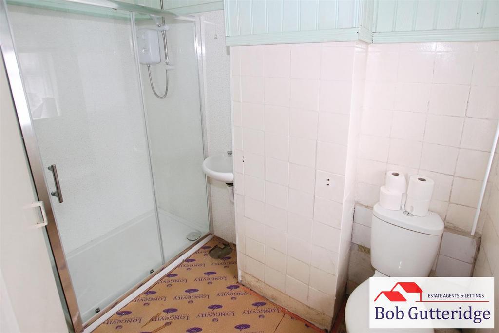 First floor shower room