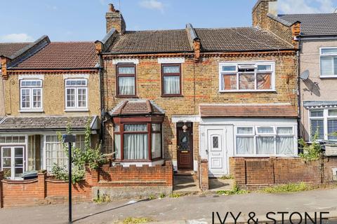 2 bedroom semi-detached house for sale, Fairfield Road, Walthamstow, E17