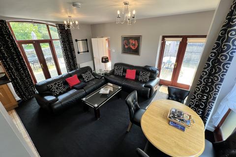 2 bedroom barn conversion to rent, Llanllawddog, Carmarthen, Carmarthenshire