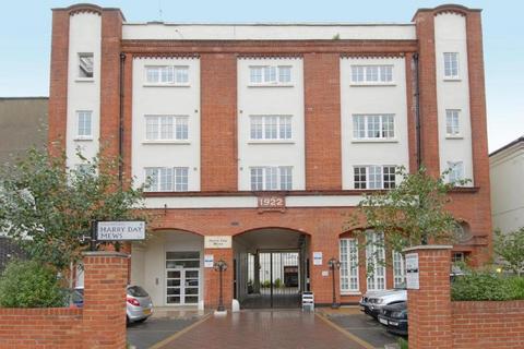 1 bedroom flat for sale, Harry Day Mews, West Norwood, London, SE27