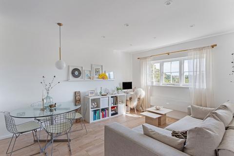 1 bedroom flat for sale, Harry Day Mews, West Norwood, London, SE27
