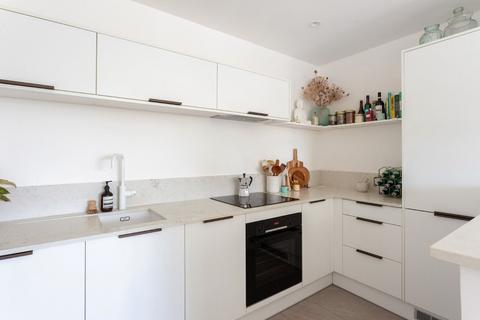 1 bedroom flat for sale, Harry Day Mews, West Norwood, London, SE27