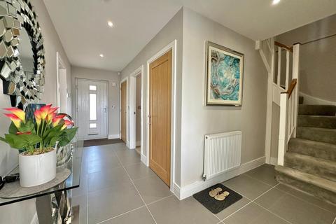 7 Cherry Tree Close, St Erme, Truro, TR4 9FT