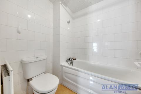 73 Jasmine Road, Rush Green, Romford, RM7 0WZ