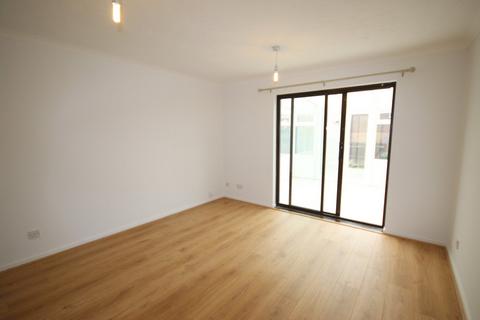 58 Bryant Way, Toddington, Dunstable, LU5 6EY