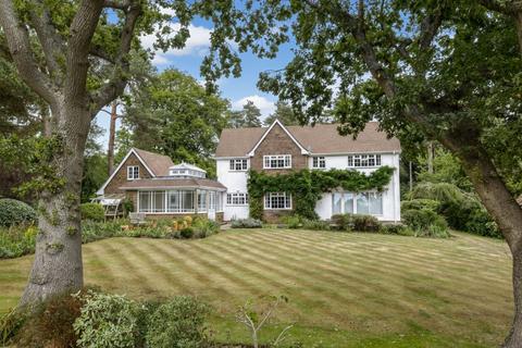 undefined, The Ridgeway, Astwood Bank, B96