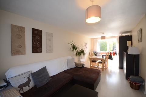 3 bedroom house to rent, Holly Crescent, Windsor, SL4