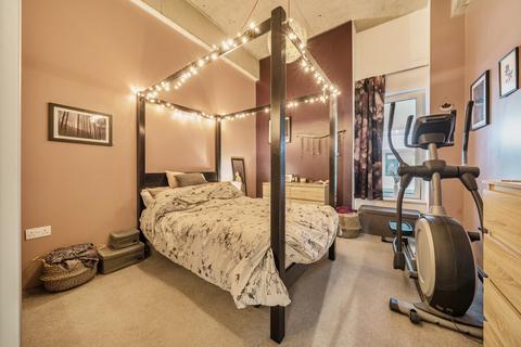 2 bedroom maisonette for sale, Lakeshore Drive, Somerset BS13