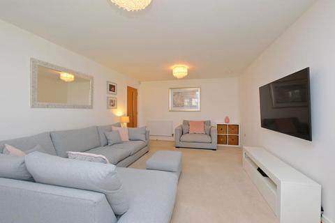 5 bedroom detached house to rent, Milltimber Gardens, Milltimber, AB13