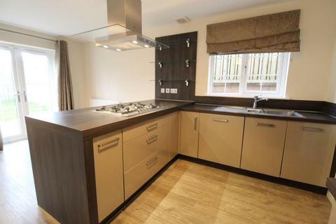 5 bedroom detached house to rent, Friarsfield Avenue, Cults, Aberdeen AB15