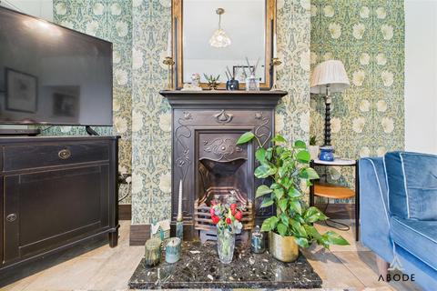 4 The Bridge, Tean, Stoke-on-trent, ST10 4EP