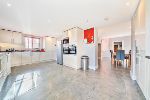 5 bedroom detached house for sale, Waltham, Nr Canterbury CT4