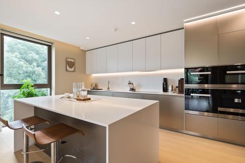 3 bedroom flat to rent, 6 Campden Hill, London, W8