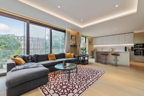 3 bedroom flat to rent, 6 Campden Hill, London, W8