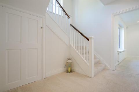 3 bedroom detached house for sale, Woodend Drive, Sunninghill
